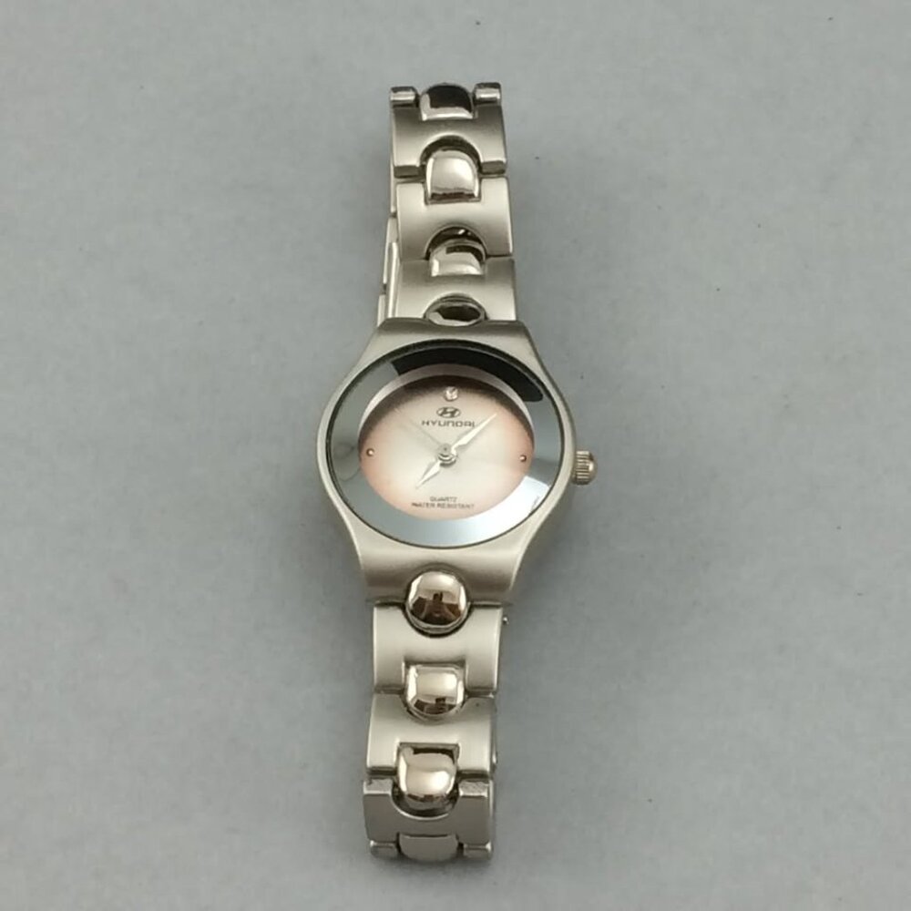 Hyundai Watch with Silvertone Metal Strap and Pink Face Working